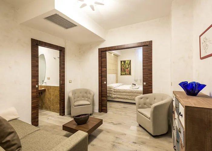 Rifugio Degli Artisti Couette-café 4*